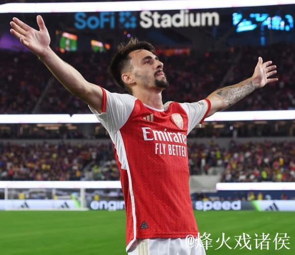 汉堡2-1力克斯图加特，法比奥-维埃拉建功，格拉策尔闪耀