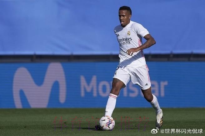 记者：米利唐没有大碍 巴斯克斯明天接受X光检查